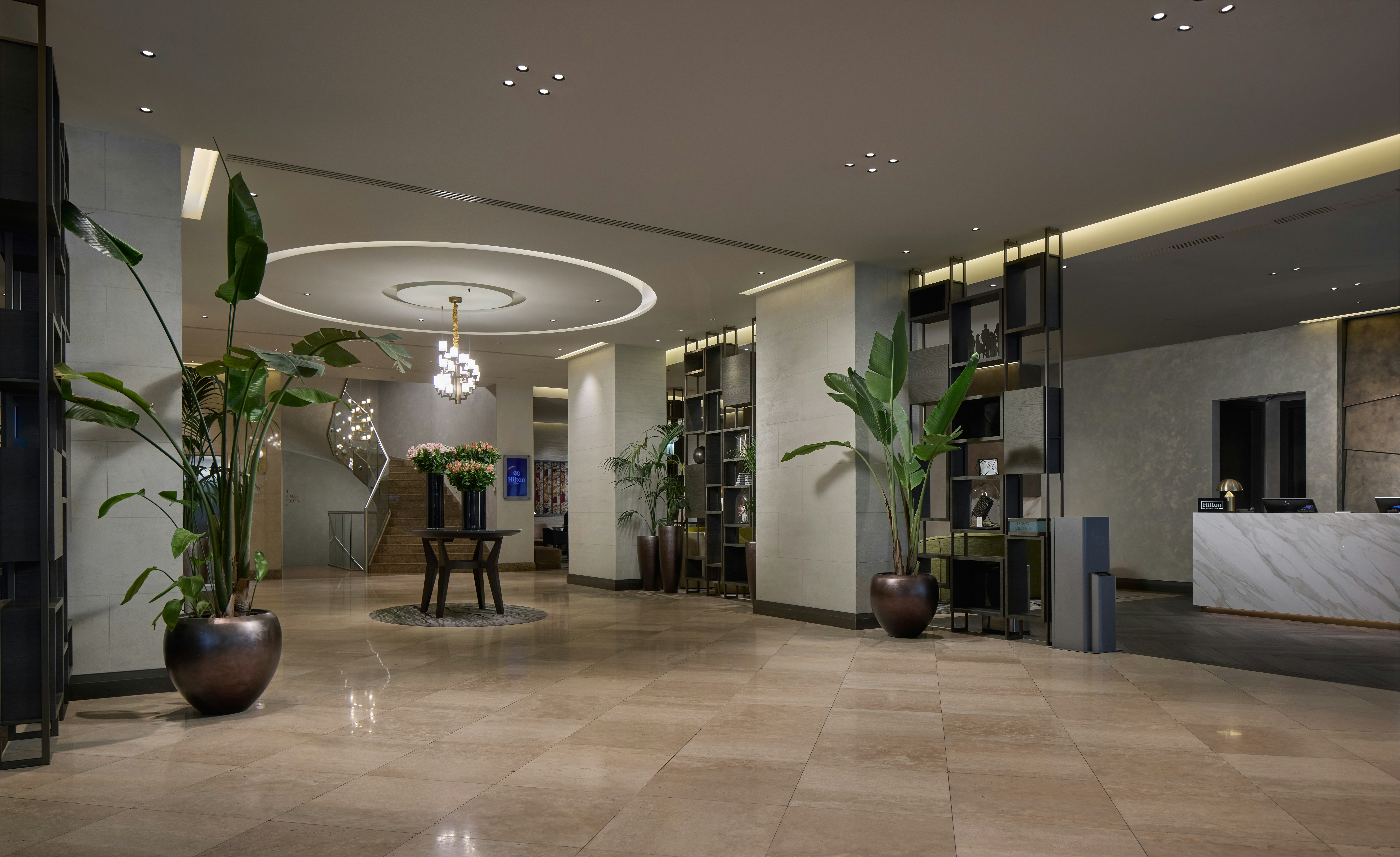 Hilton Milan Hotel 8/83