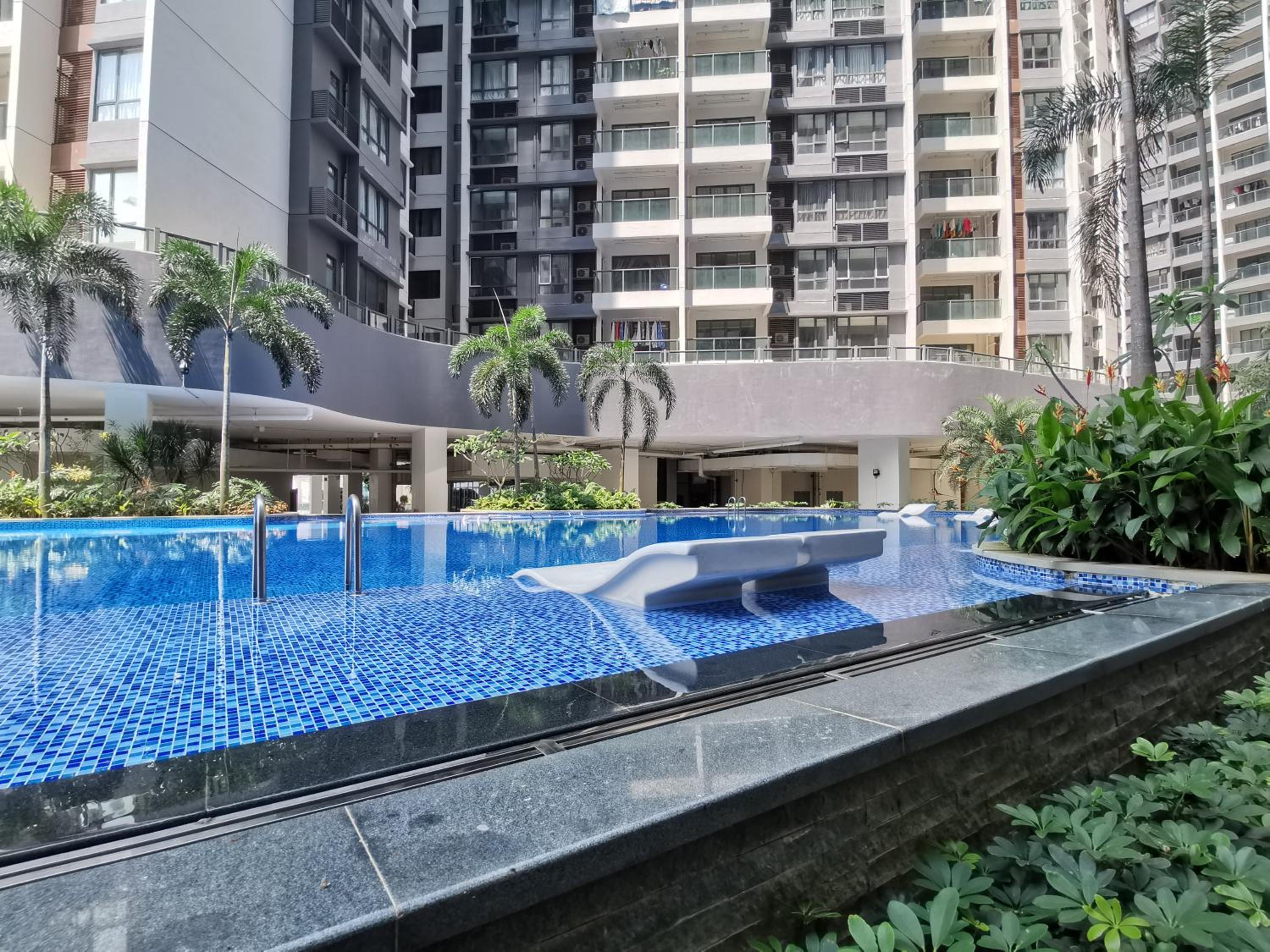 R&F Princess Cove CIQ Premium Sea View Suites by NEO 46/52