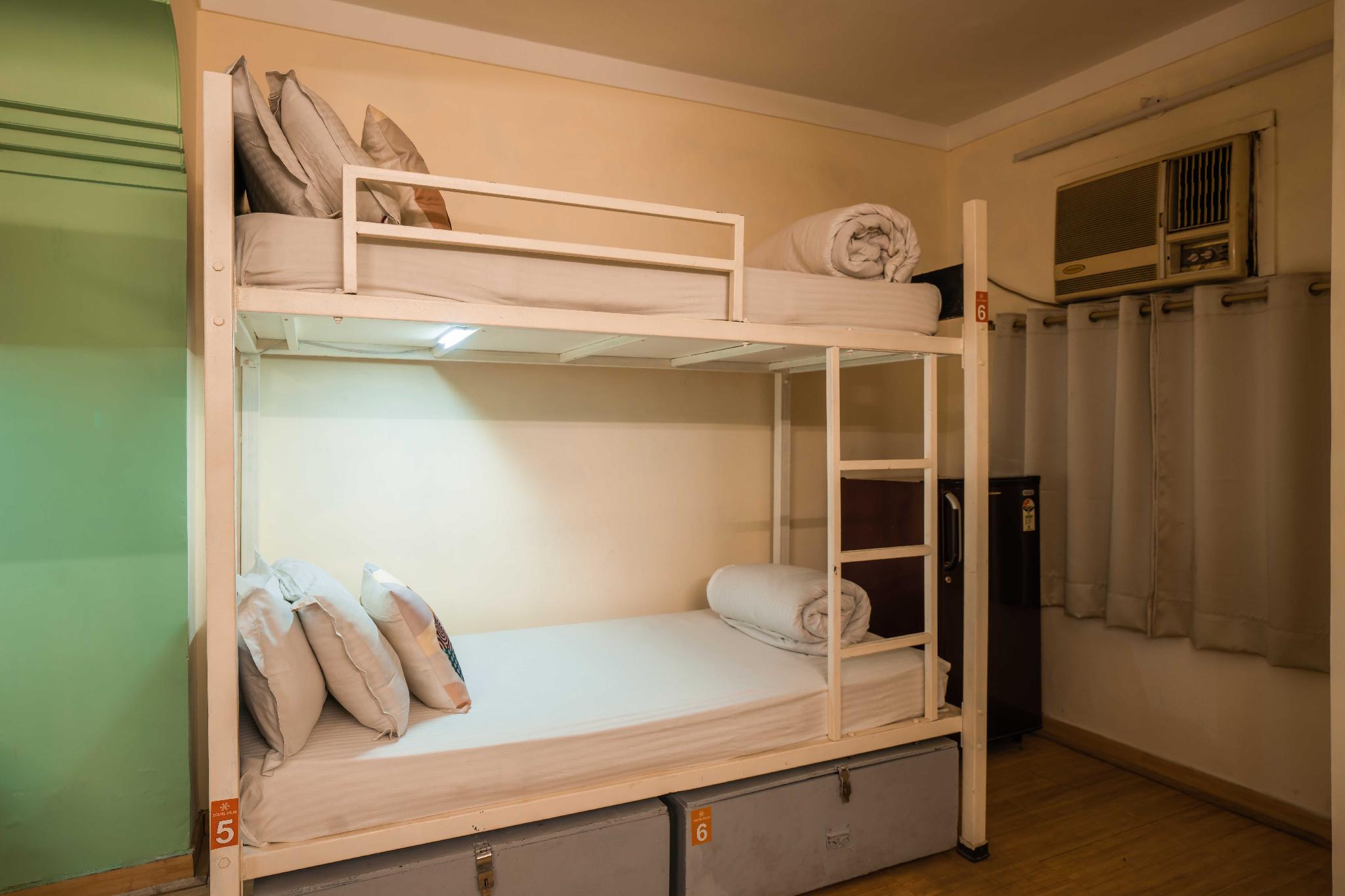Female Dorm, Female Only, 6 Beds