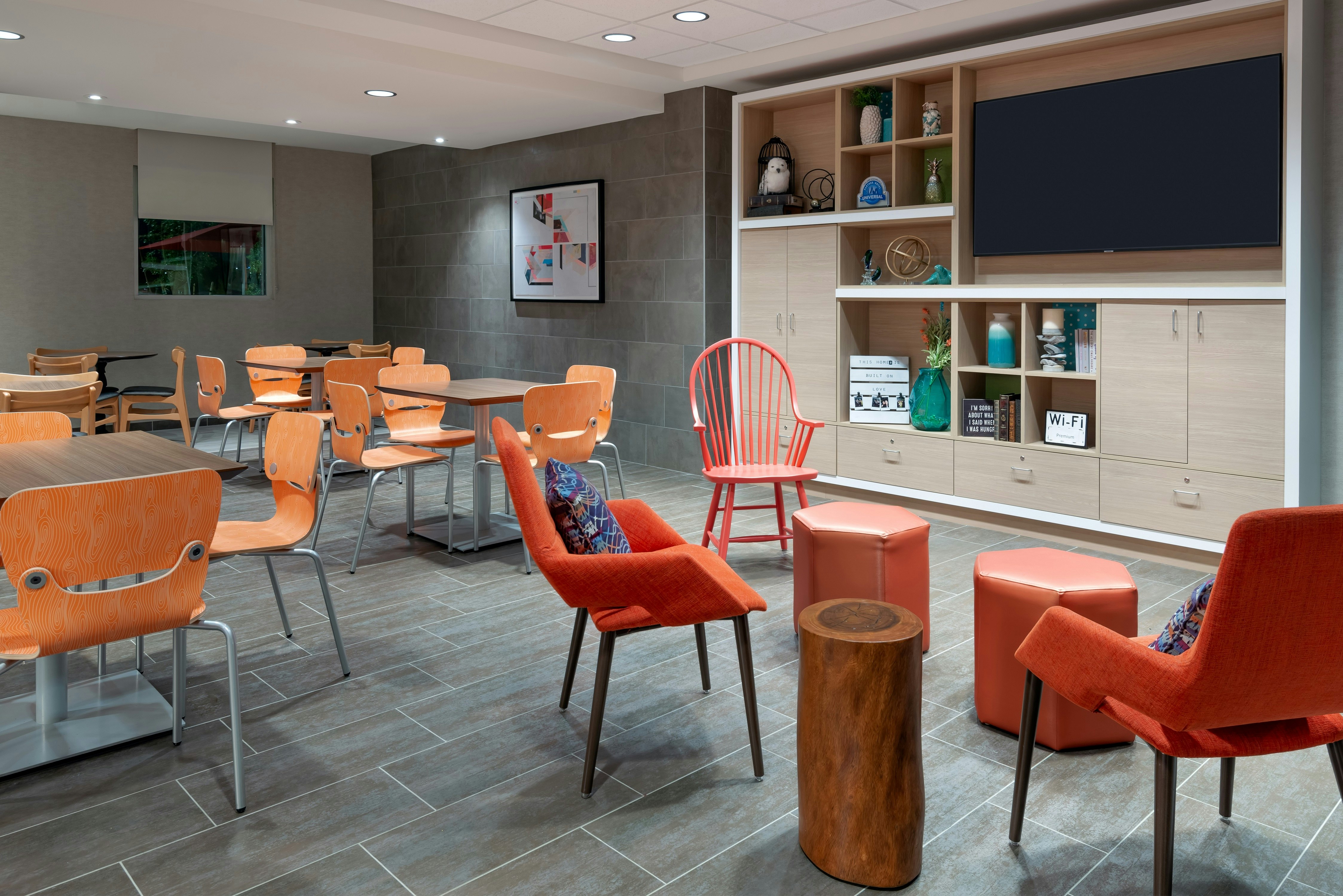 Home2 Suites By Hilton Orlando Near Universal 13/17