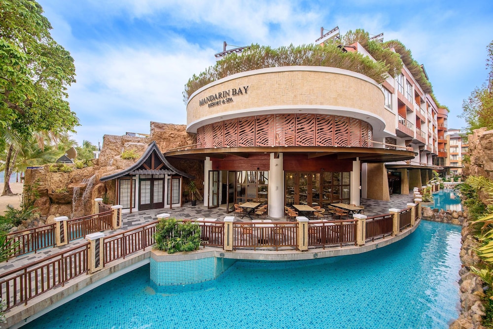 Mandarin Bay Resort and Spa 76/86