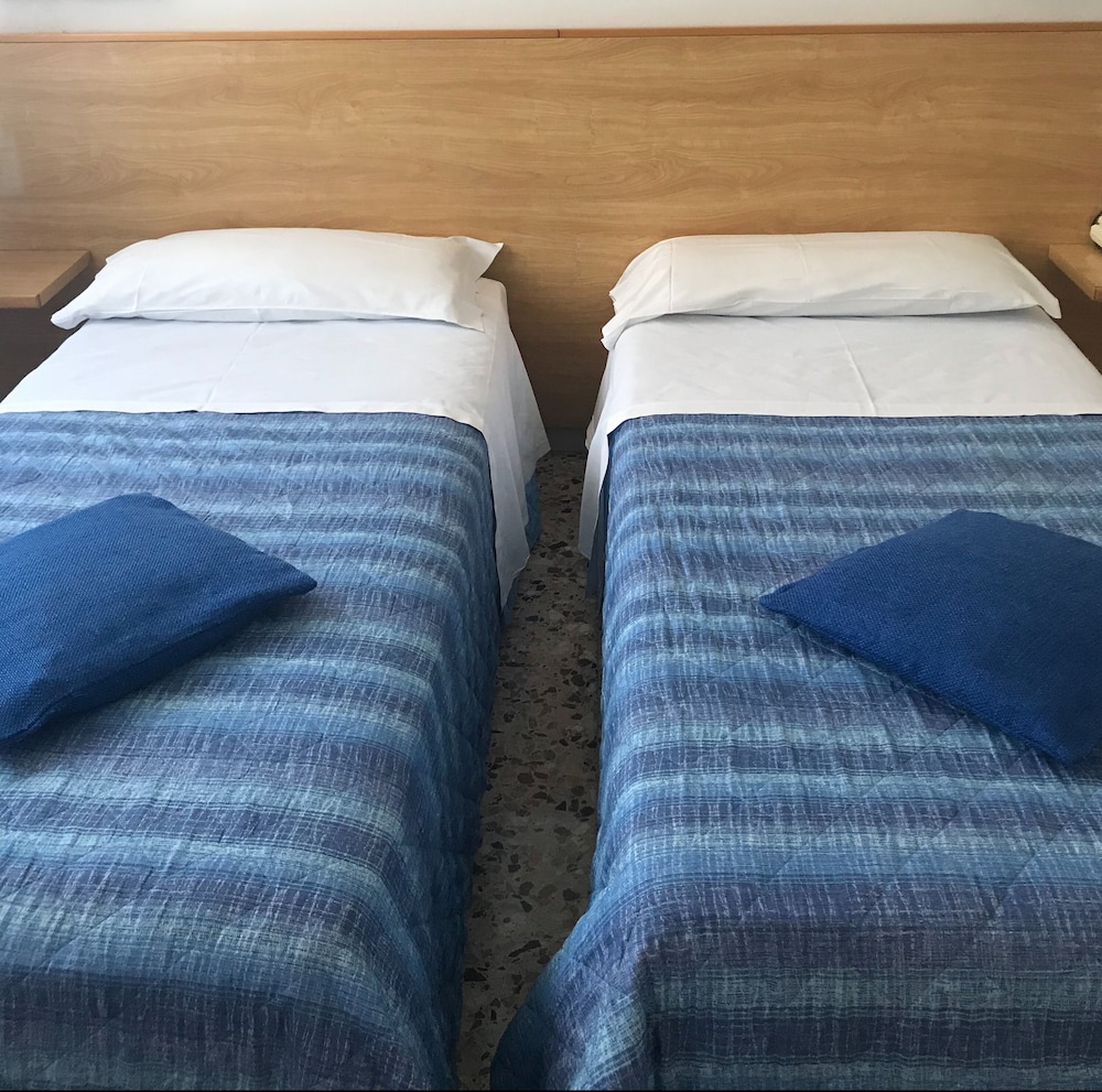 Albergo Moderno 16/33
