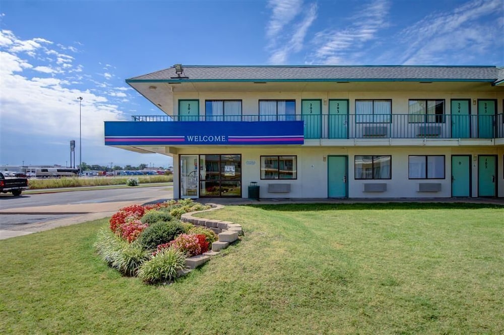 Motel 6 Tulsa West 7/40
