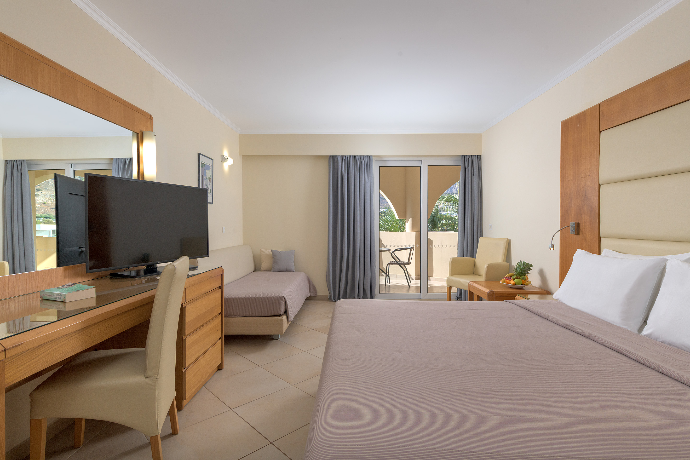 DOUBLE ROOM SUPERIOR SIDE SEA VIEW