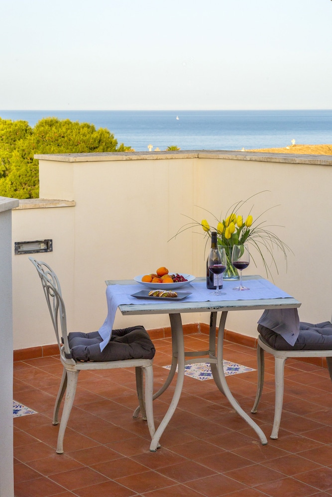 Grand Hotel Villa Politi 51/59