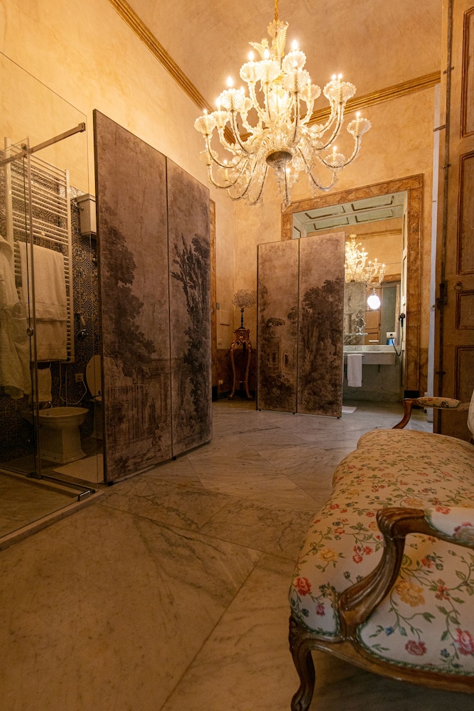Palazzo Doria Napoli 24/50