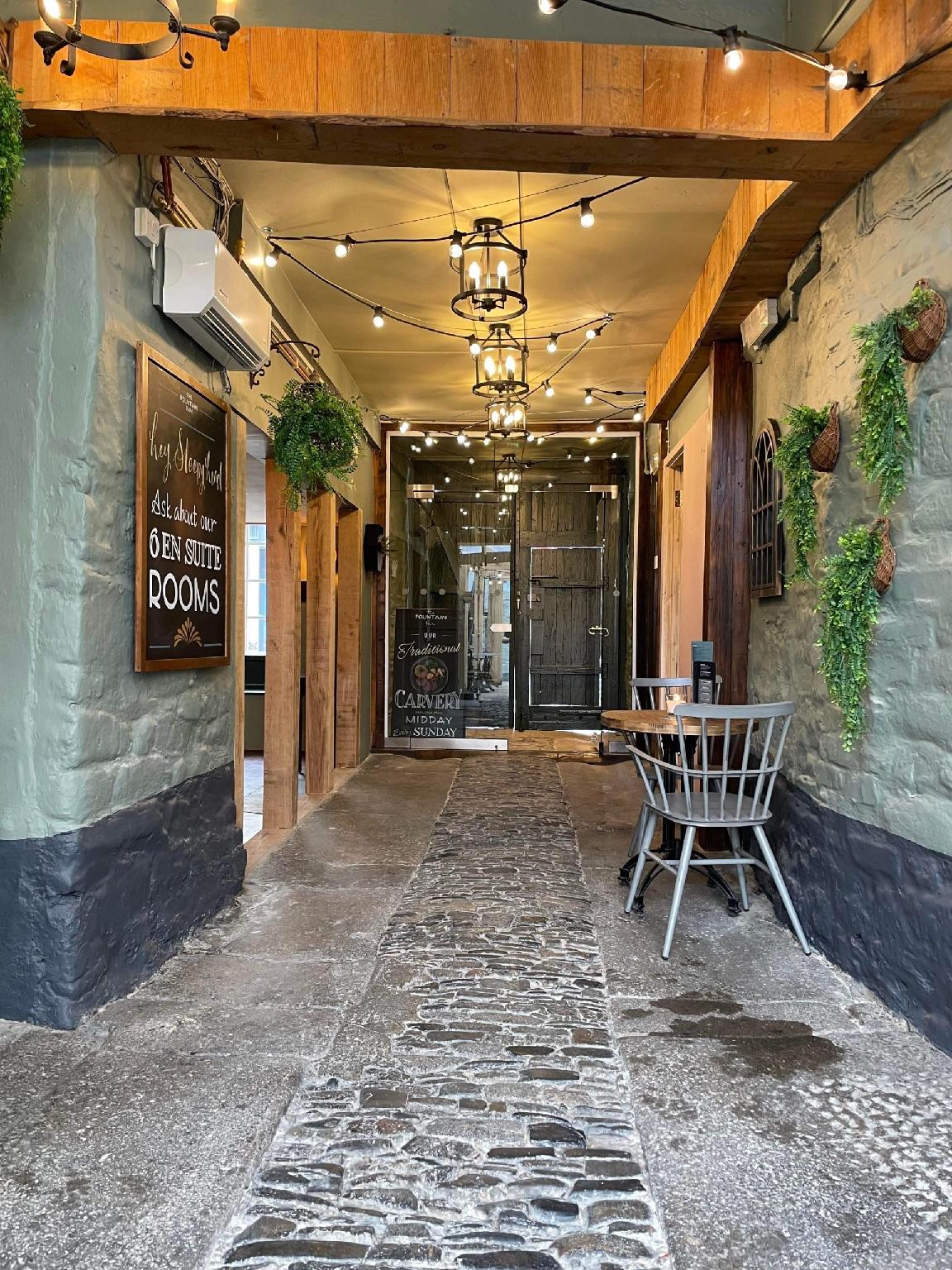 The Fountain Inn 4/23