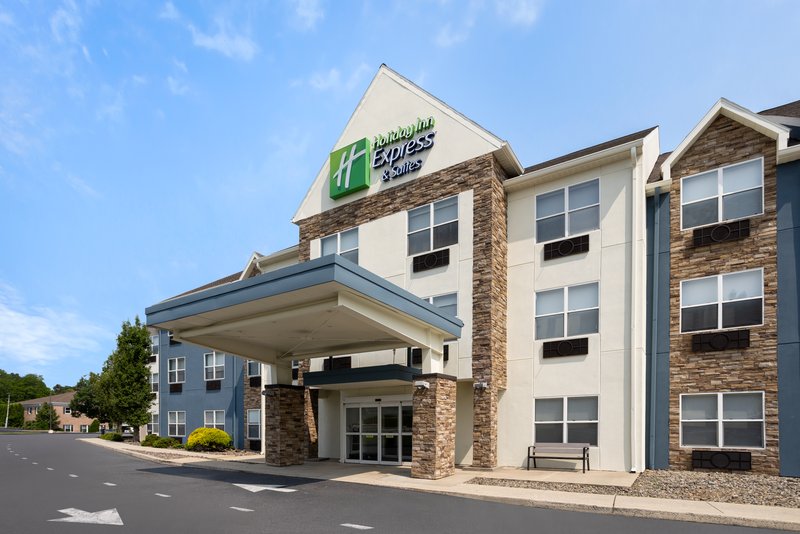 Holiday Inn Express & Suites Wyomissing 2/44