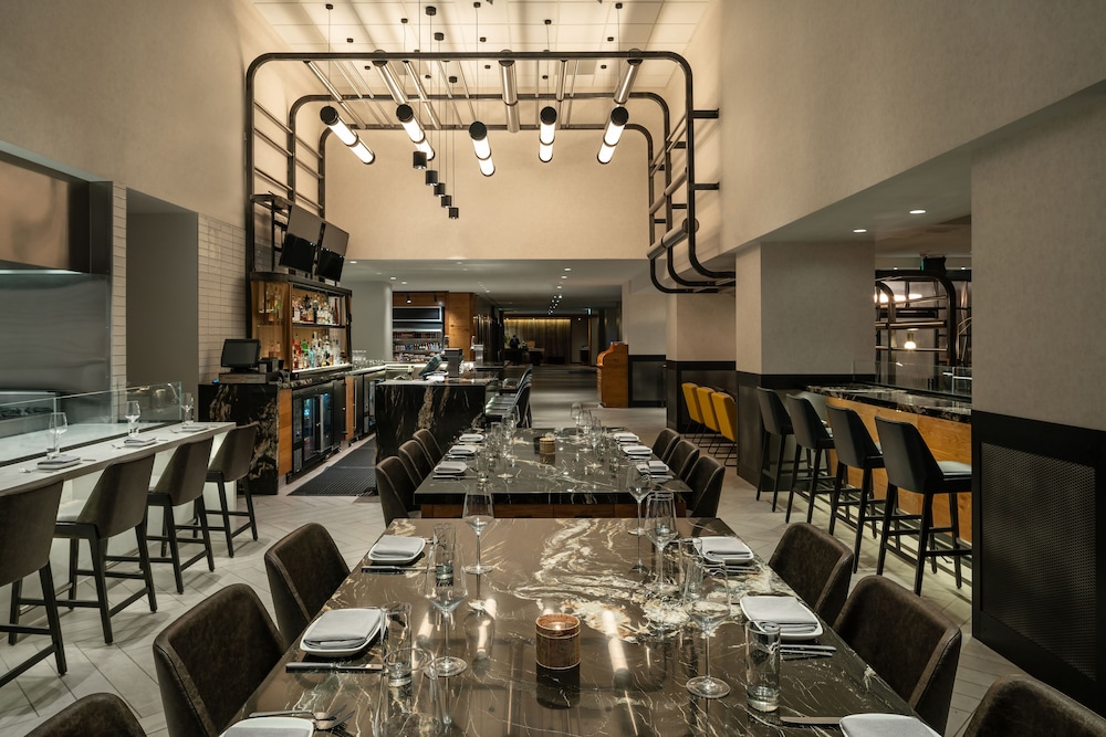 Grand Hyatt Denver 58/78