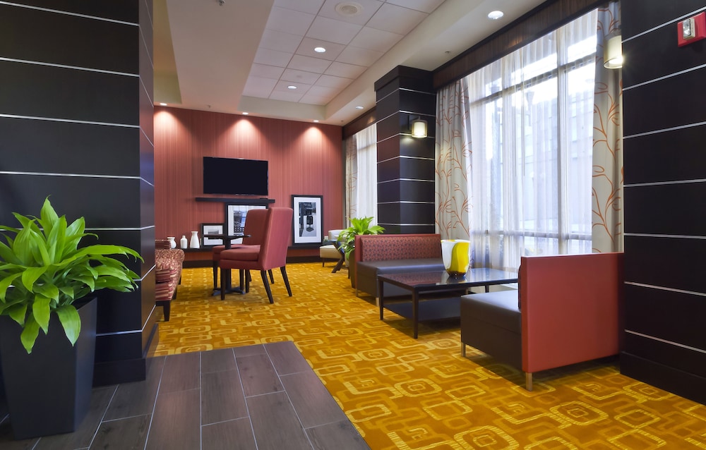 Hampton Inn Suites Columbus Downtown 46/59