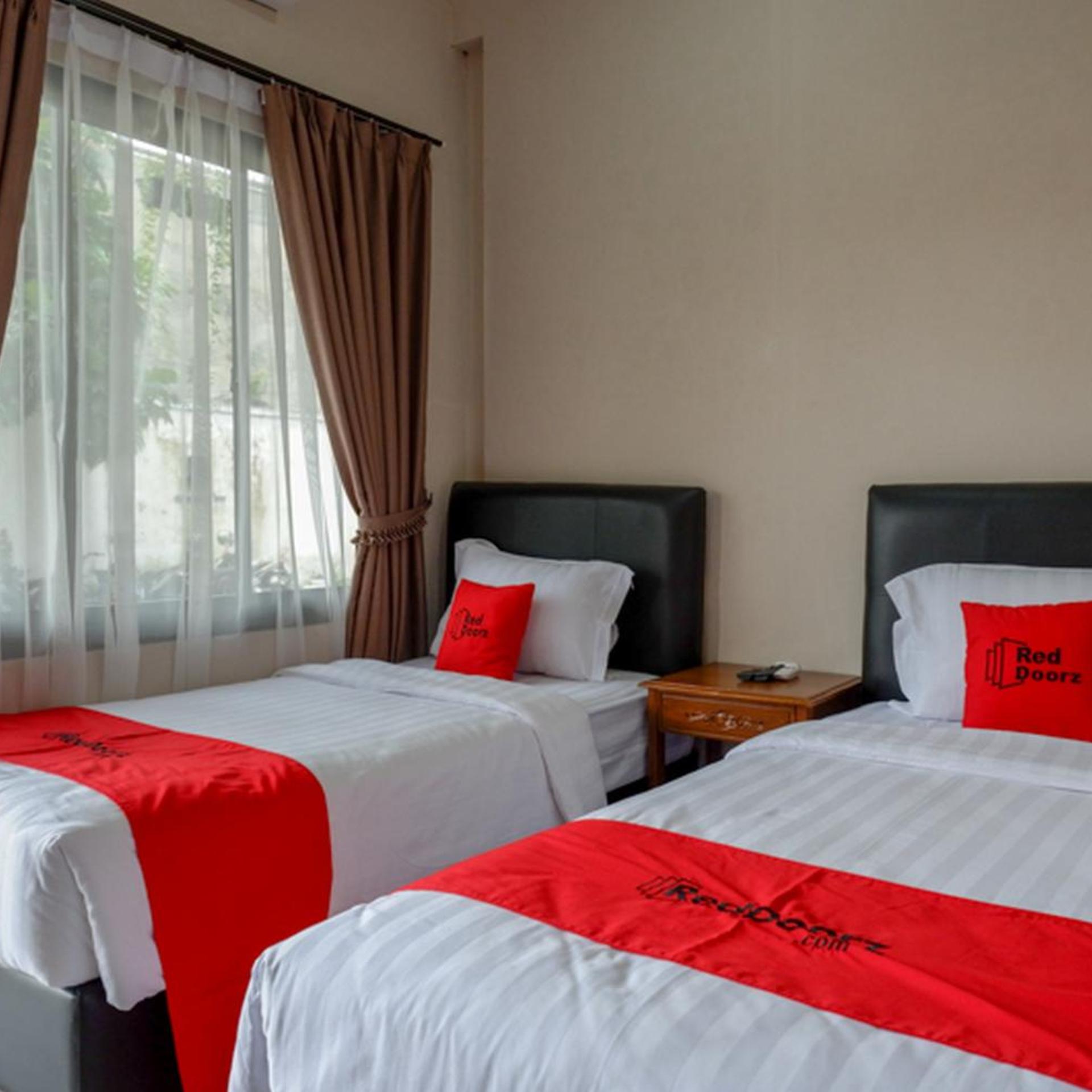 RedDoorz @ Jalan Majapahit Semarang 11/56