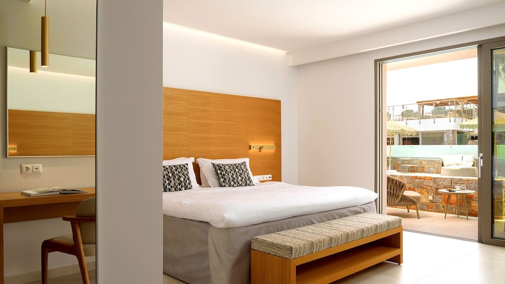 Swim Up, Deluxe, Suite, King Bed