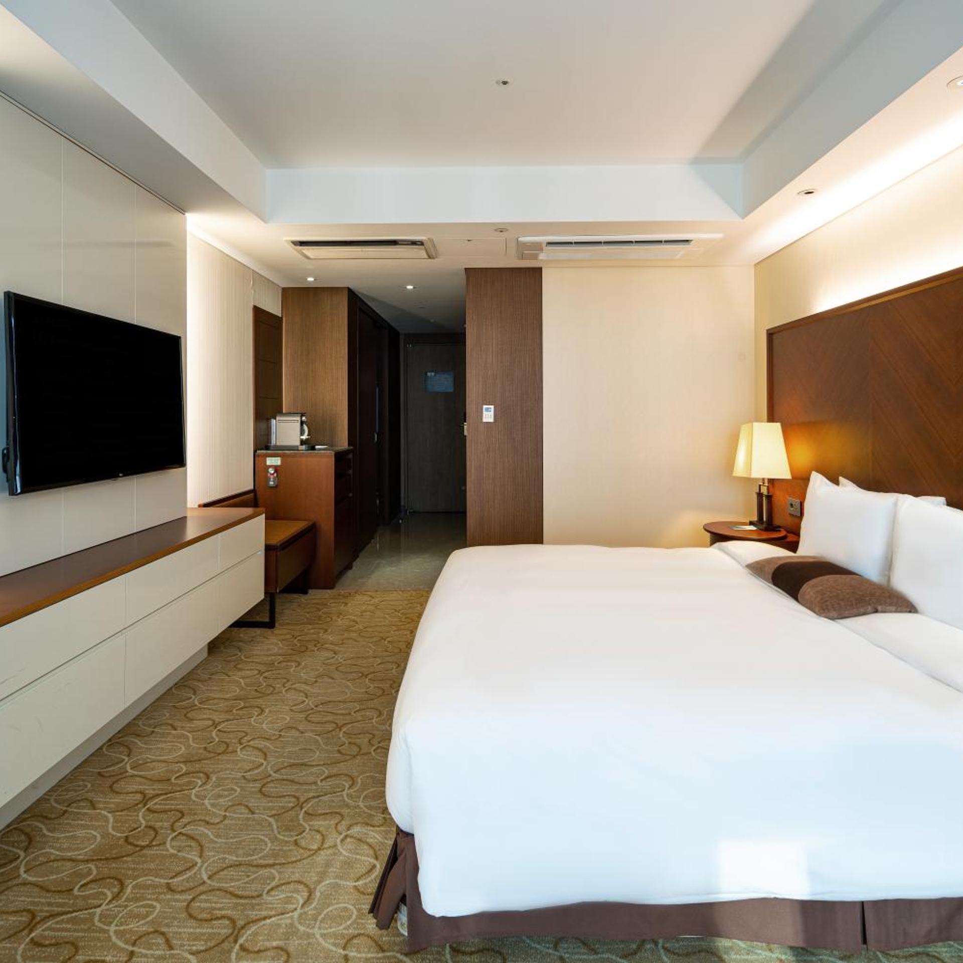 Premier, King Bed