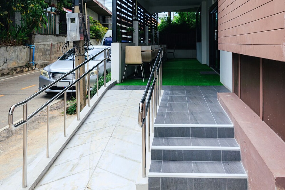 Baan Phor Phan Hotel 7/48