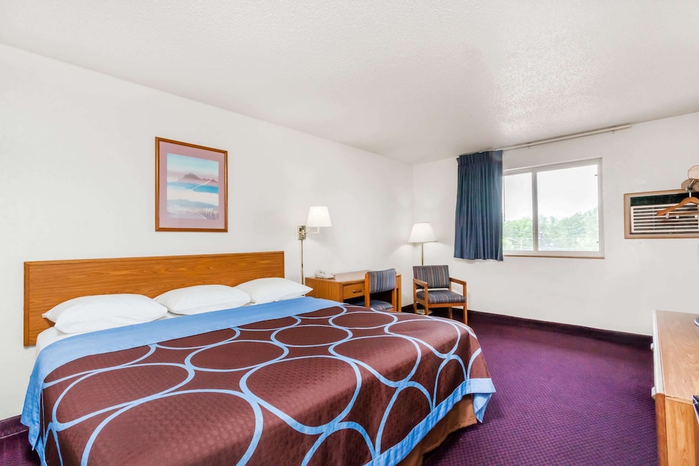 Room, Double Bed, Accessible