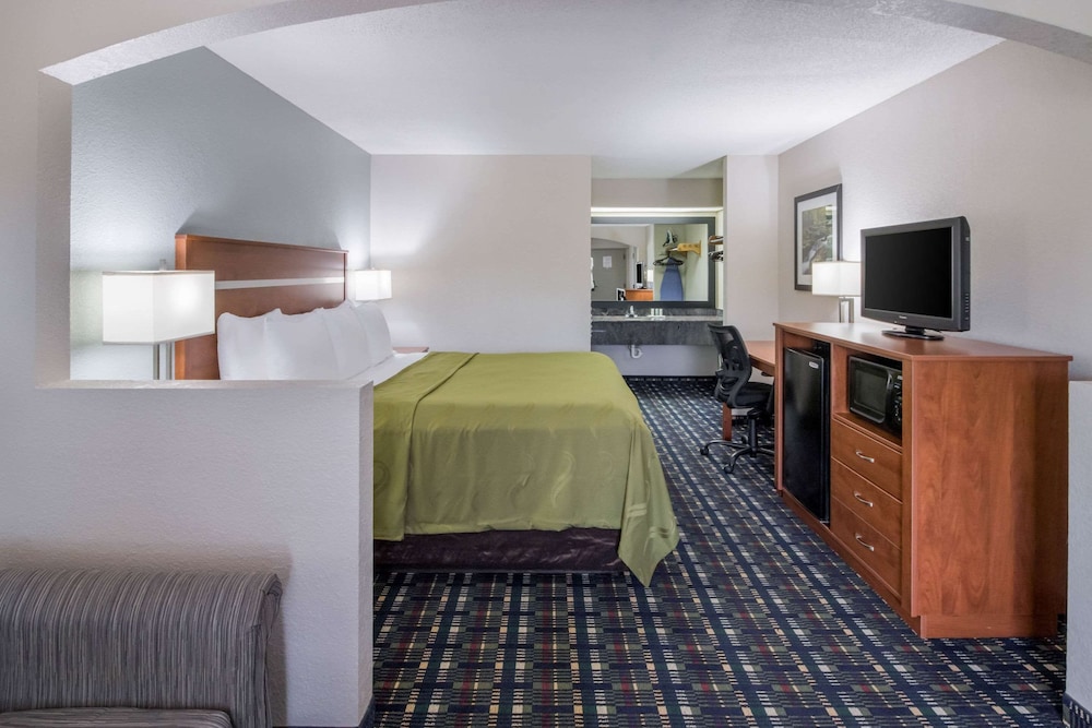Quality Inn Dandridge 37/59