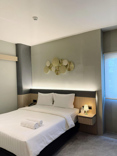 Deluxe, Double Bed