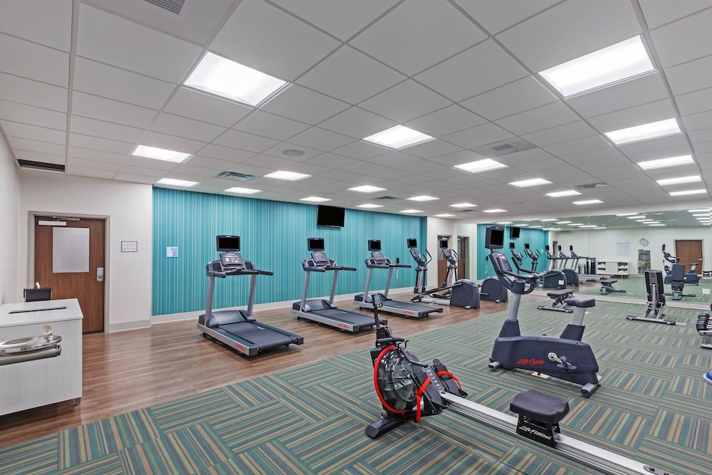 Holiday Inn Express Suites Chanute 29/46