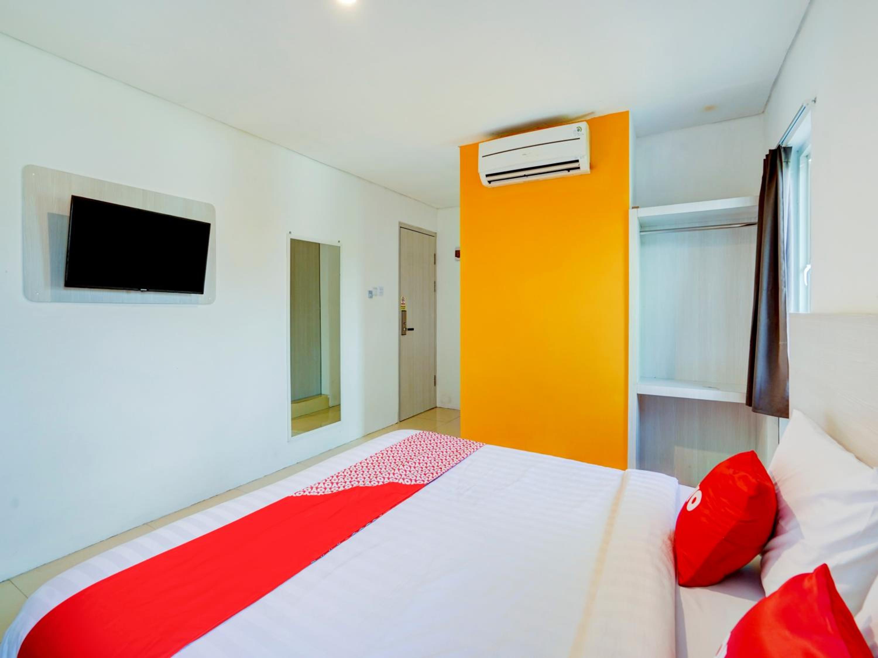 LG Hotel Jember 22/50