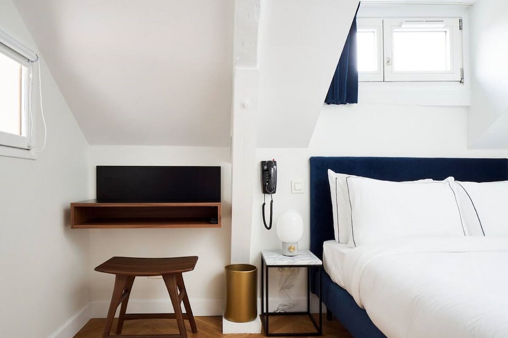 Hotel Rendez-Vous Batignolles 5/42