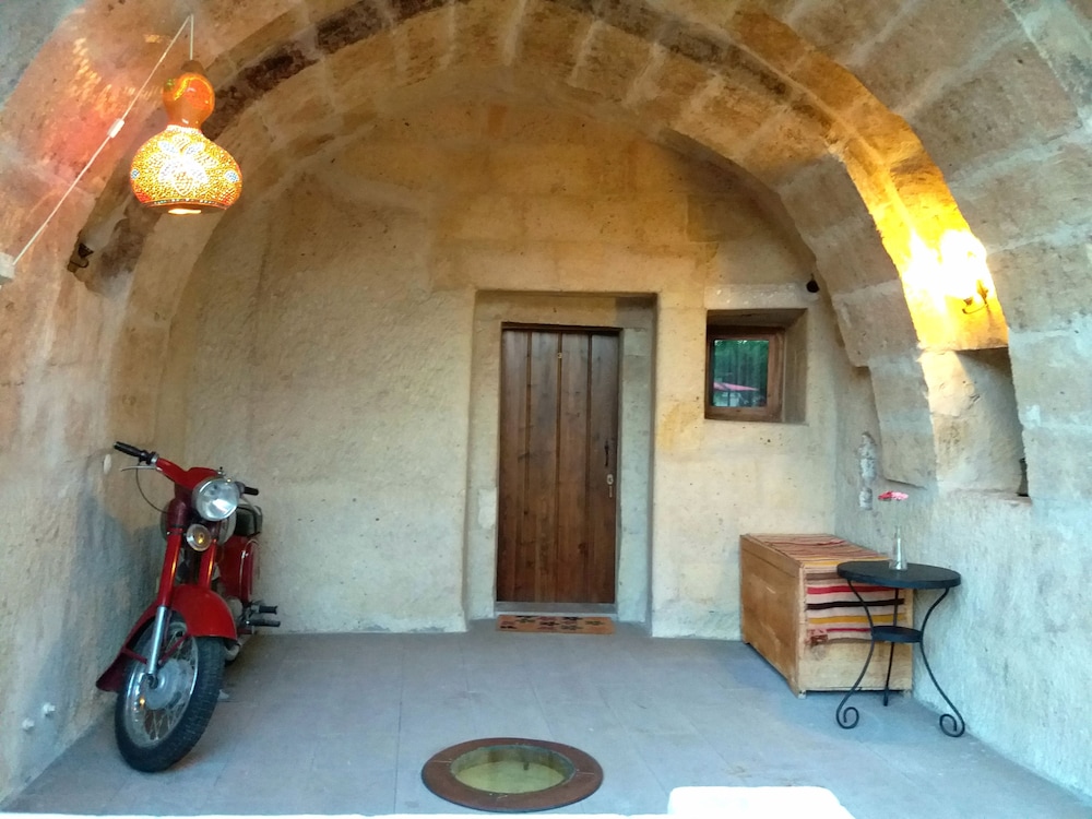 Karadut Cave Hotel 36/50