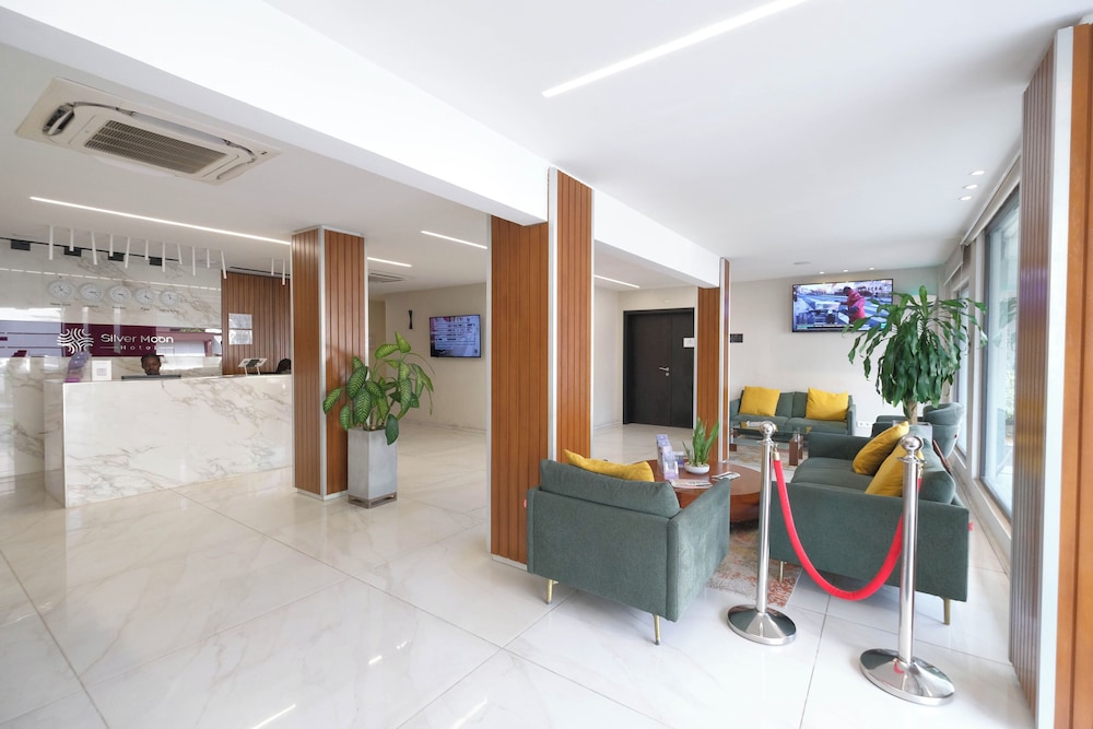 Hotel Silver Moon CI 10/68