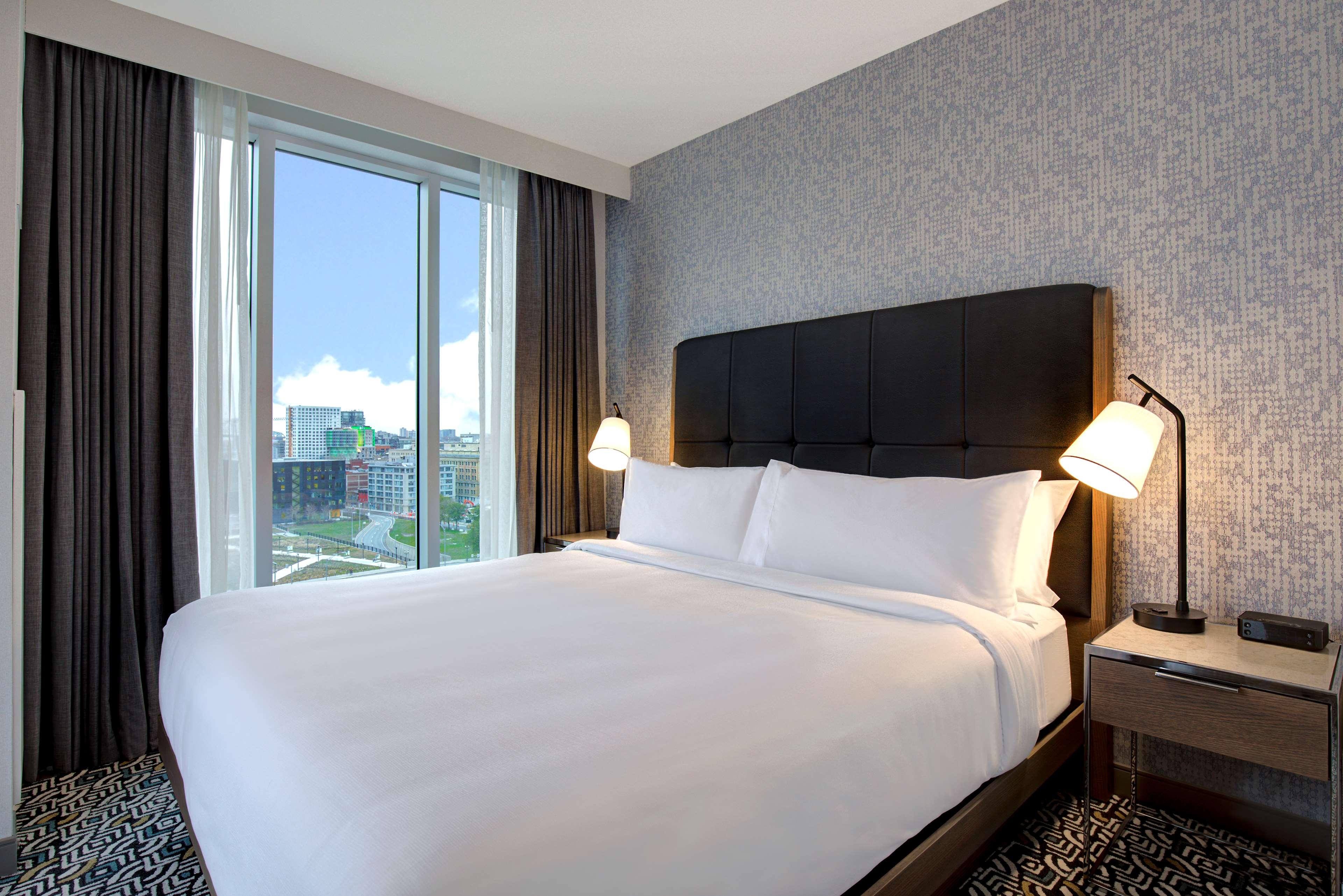 Room at Homewood Suites by Hilton Montreal Downtown, MONTREAL