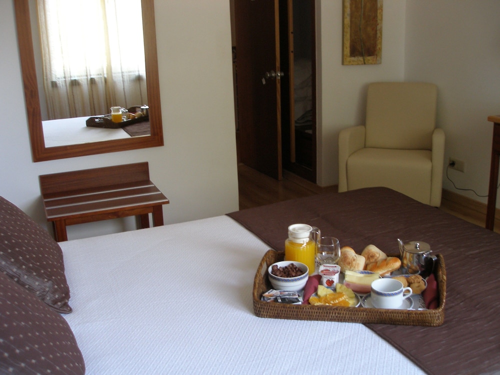 HOTEL LOURO 35/69
