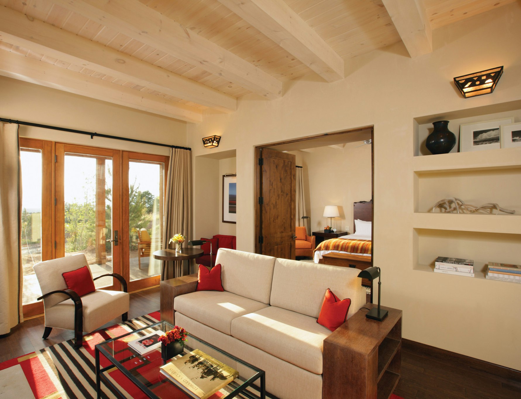 Suite, King Bed