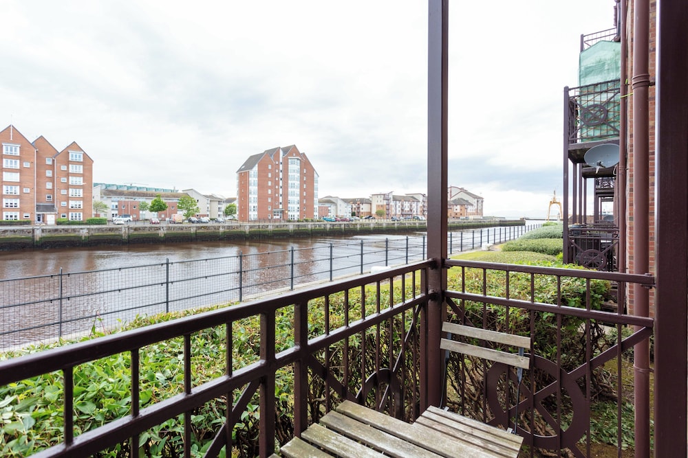 Harbour House - Donnini Apartments 29/33