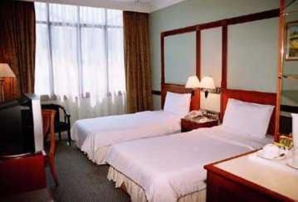 GRAND CITY HOTEL 12/16