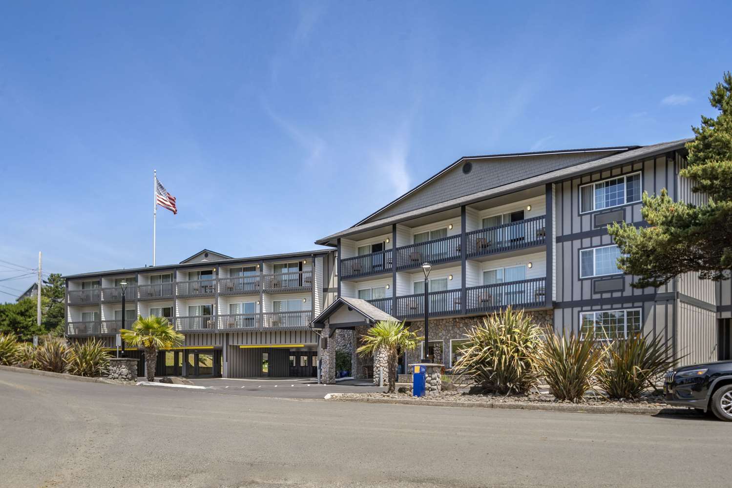 Comfort Inn & Suites Lincoln City 31/35