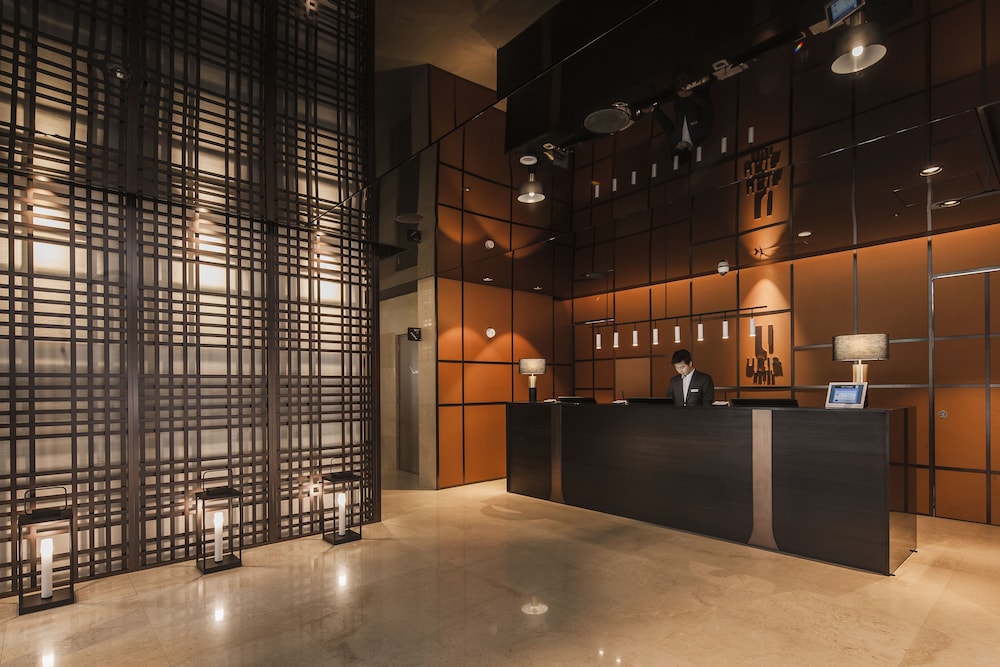 HOTEL URI& 11/60