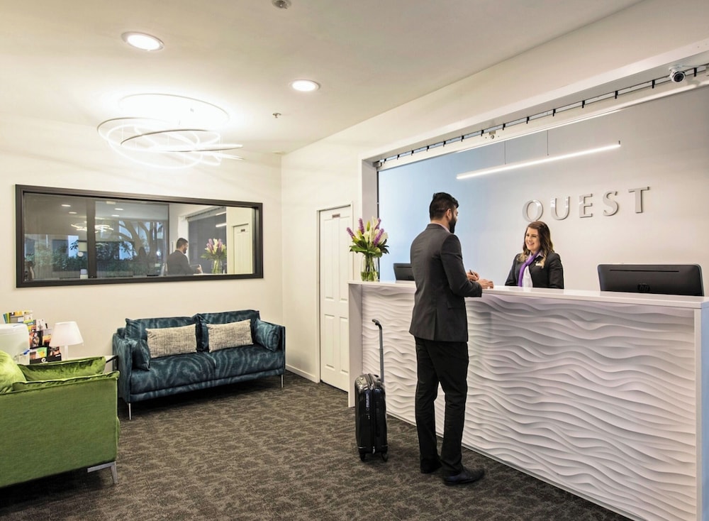 Quest Atrium 12/57