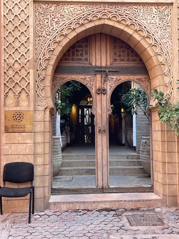 Riad Awa 7/73