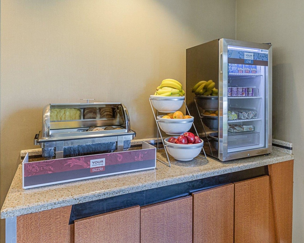 Comfort Inn Southwest Fwy at Westpark photo4
