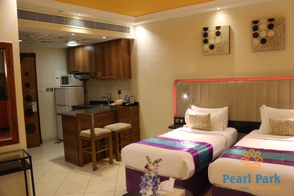 Pearl Executive Hotel Apartment (ex Pearl Park Deluxe Hotel Apartments) 18/50