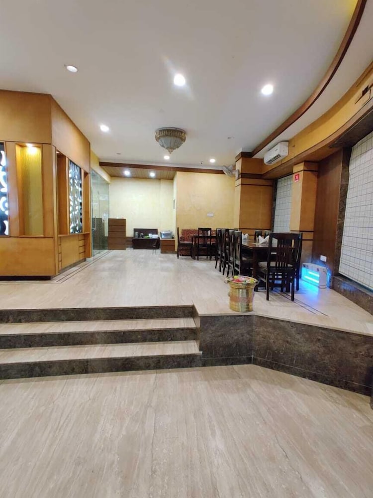 Hotel Anurag 6/30