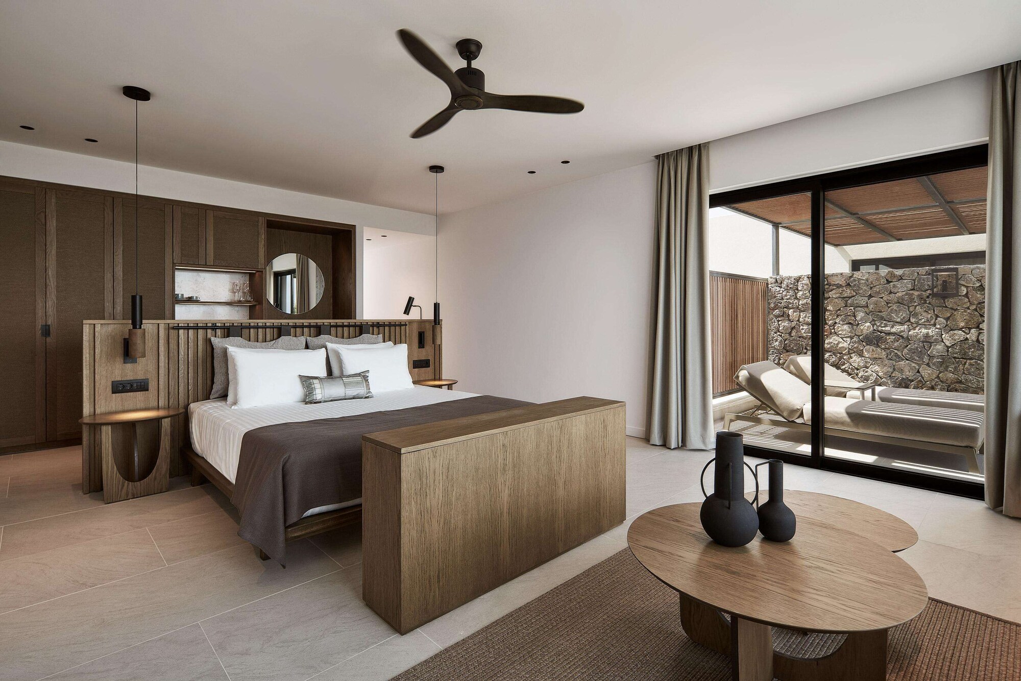 RIVIERA, SUITE, SEA VIEW