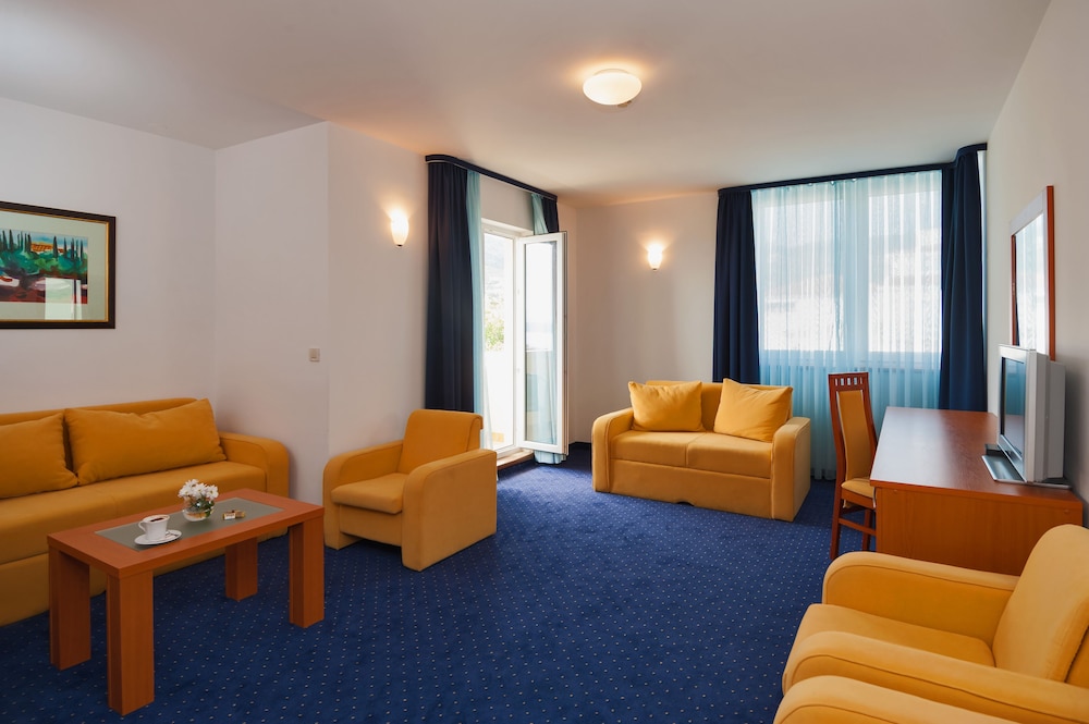 Hotel Rotondo 26/35