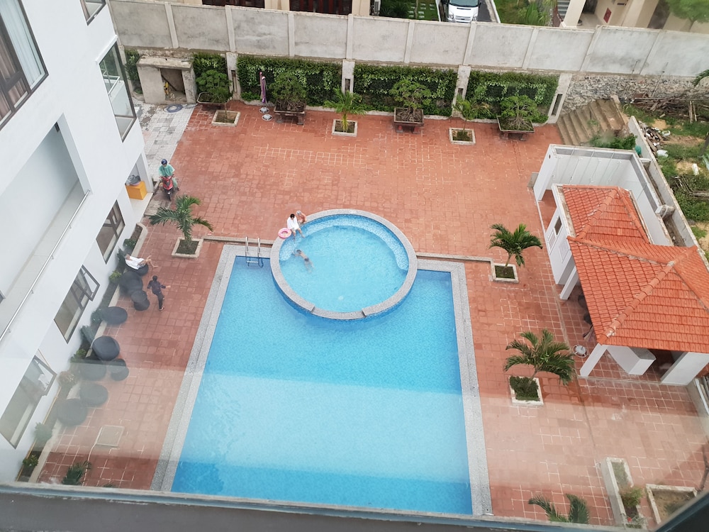 Phu Cuong Beach Hotel 47/69