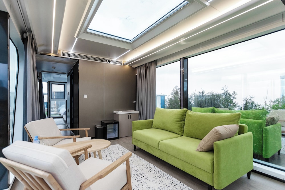 ZVEZDNAYA Eco Hotel 36/48