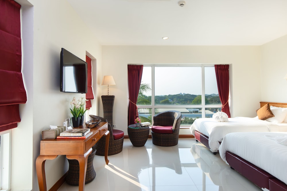 Kanchanaburi City Hotel 28/62