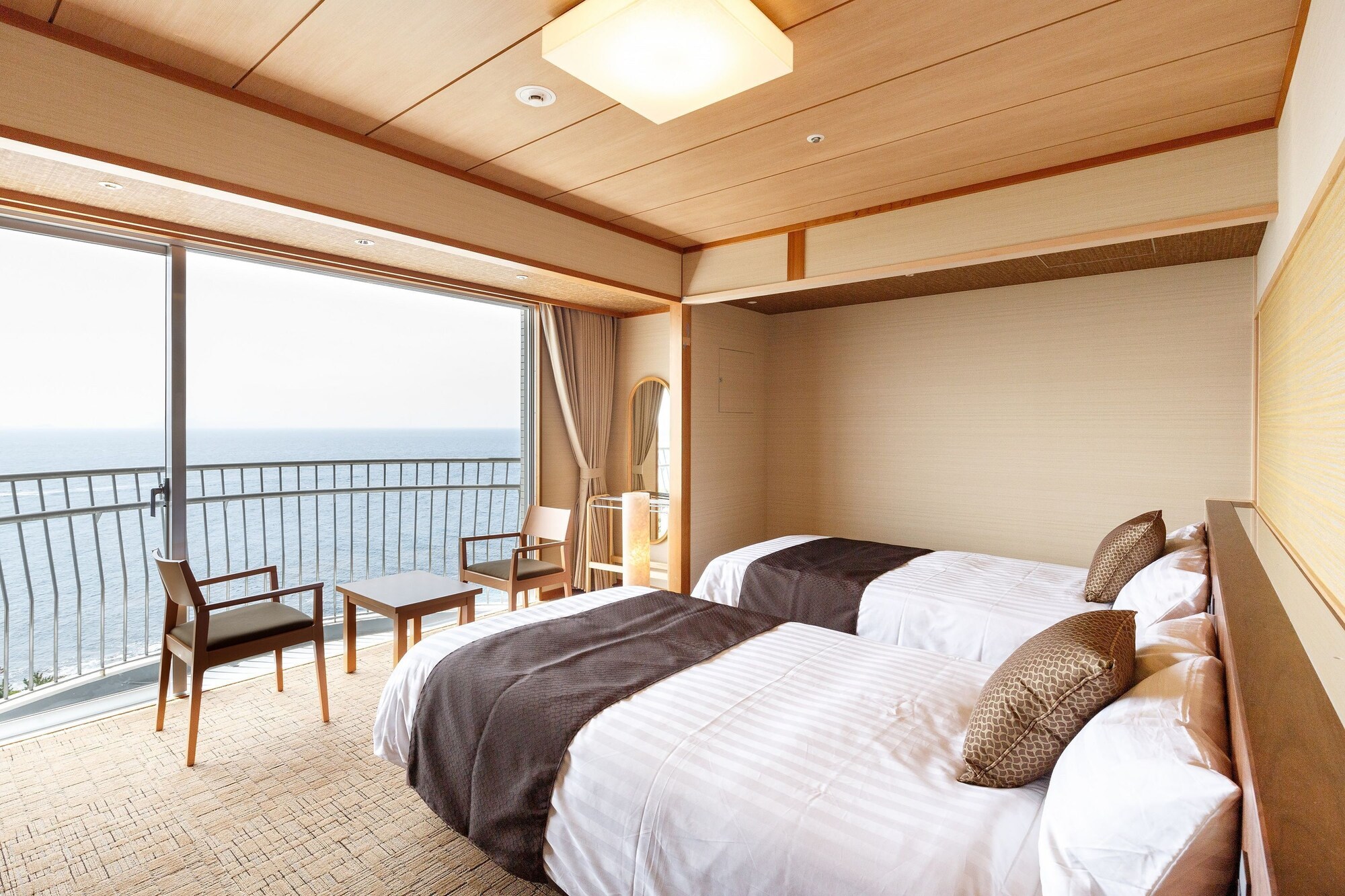 ROOM, TWIN BEDS, OCEAN VIEW