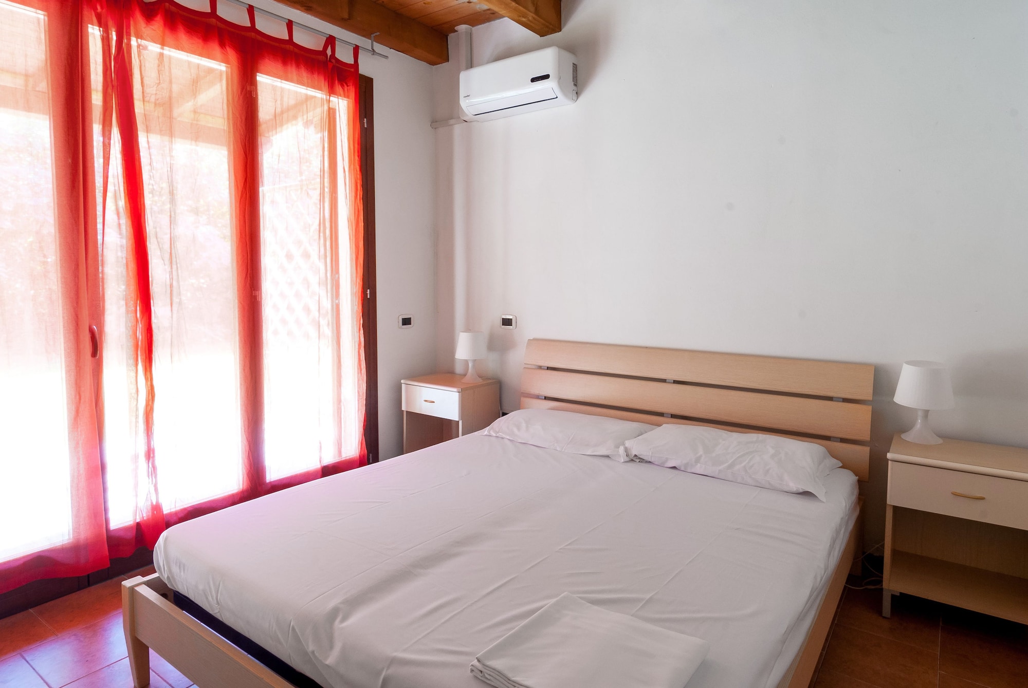 Bungalow, 2 Sofa