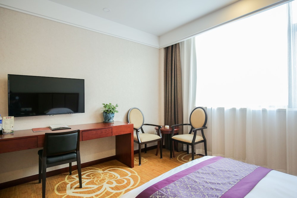 New Knight Royal Hotel Airport and International Resort 30/61