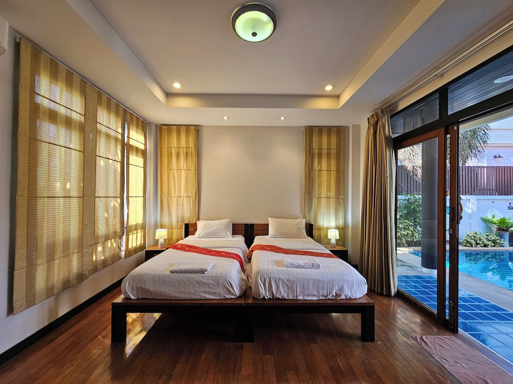 Punnapha Pool Villa Pattaya 14/49
