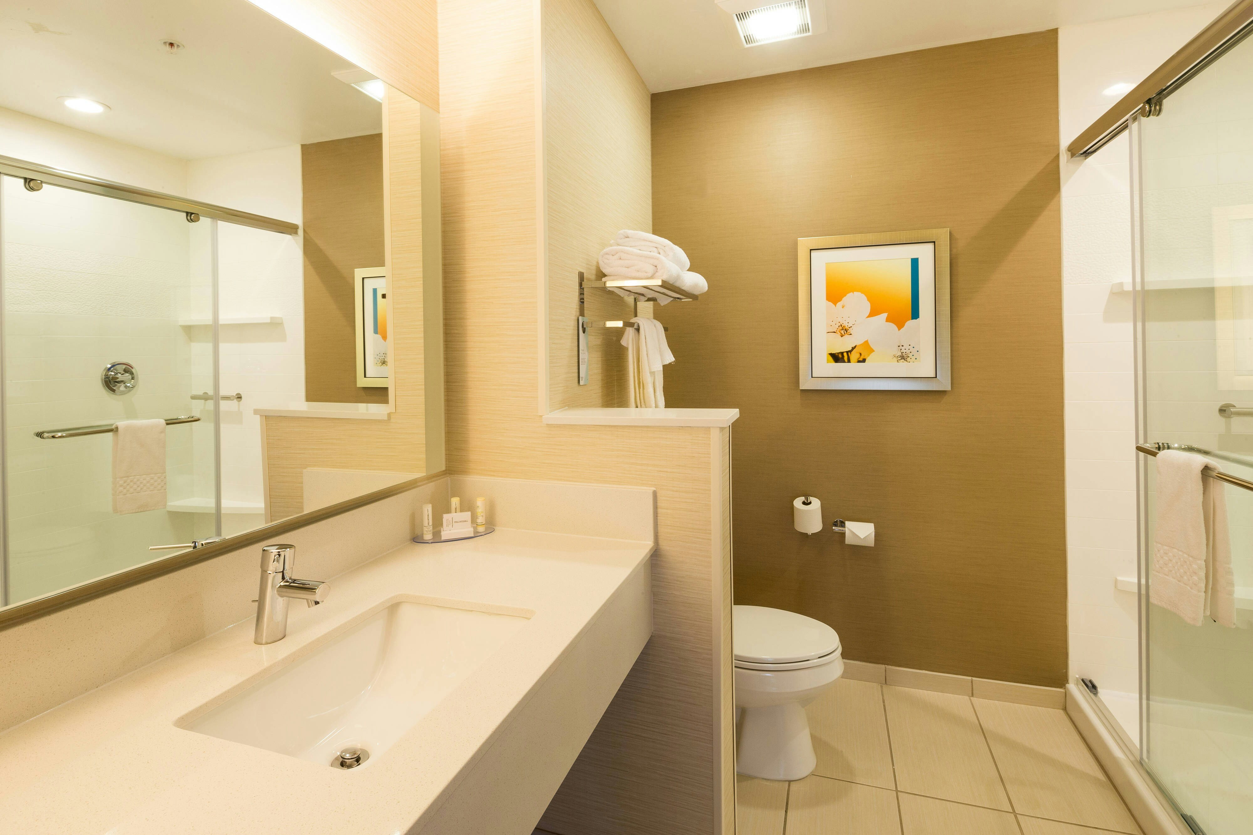 Fairfield Inn Suites By Marriott Detroit Chesterfield 8/8
