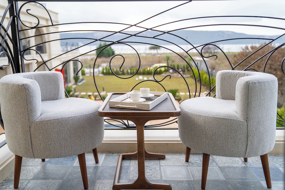 Monalisa Hotels Canakkale 22/28