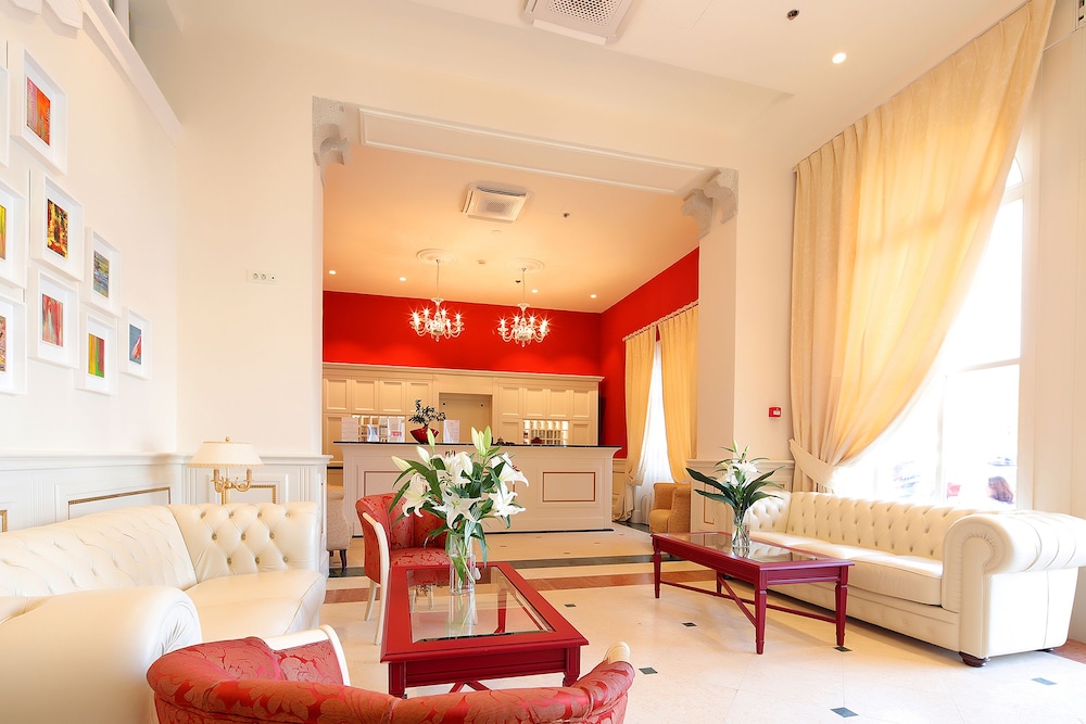 Arbiana Heritage Hotel 61/78